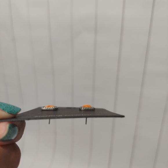 Spiny Oyster Sterling Silver Earrings - Picture 2 of 7